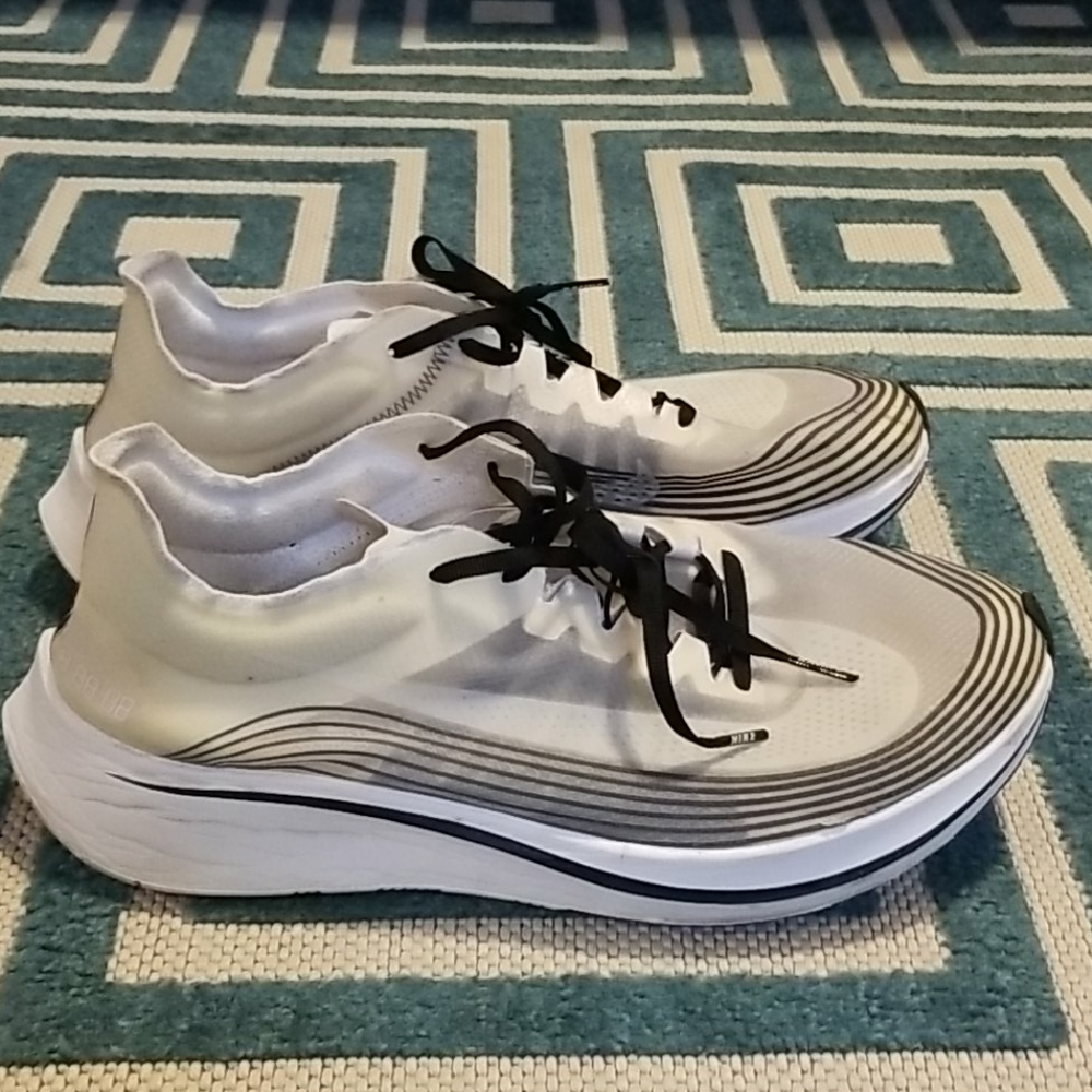 Nike Zoom Fly SP running shoes
